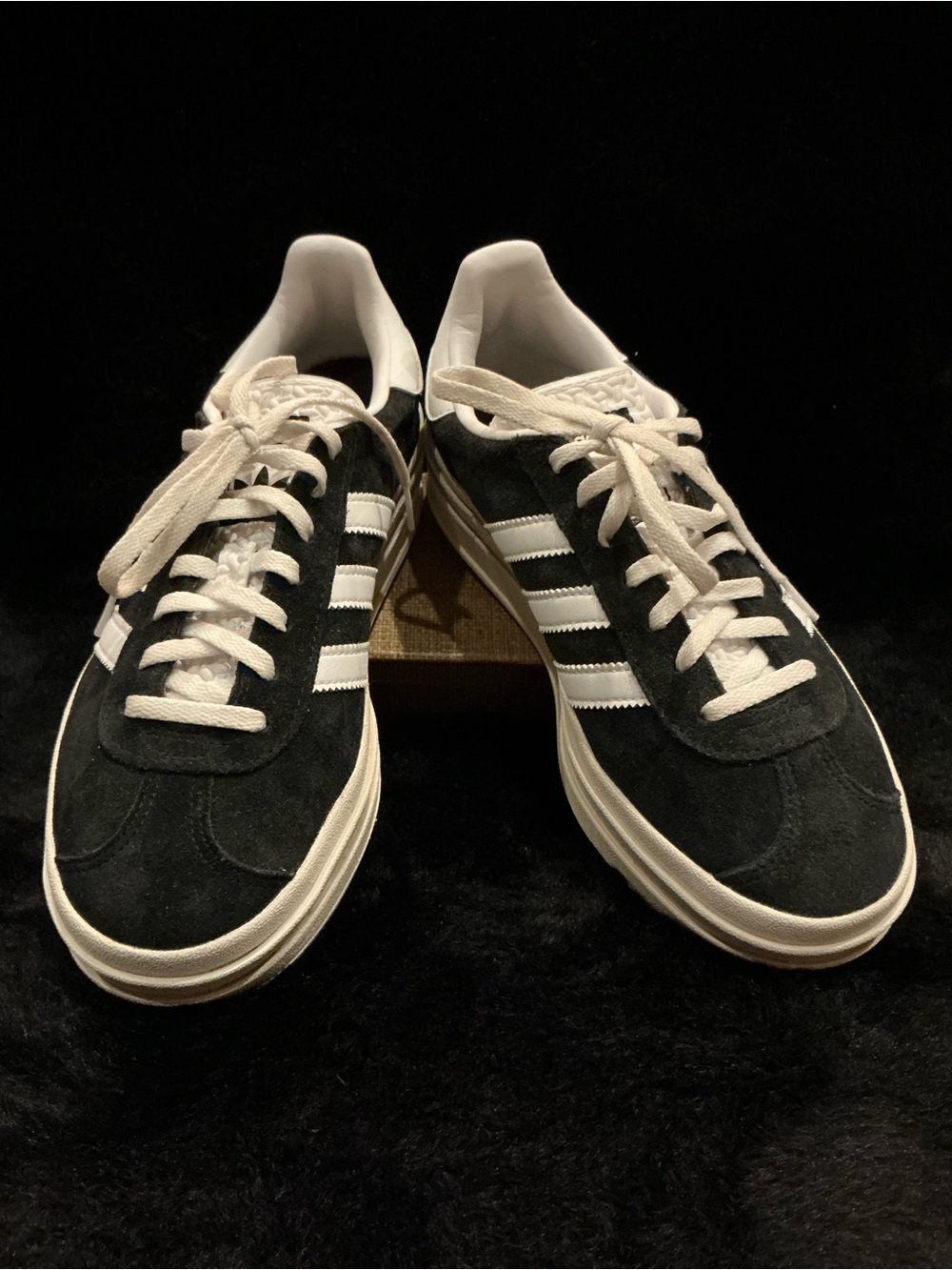 adidas Gazelle Black Suede Low-Top Platform Sneakers Women’s Size 8